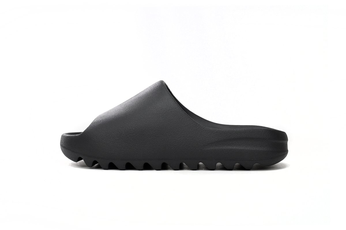 Dope sneakers Adidas Yeezy Slide Reps Onyx HQ6448