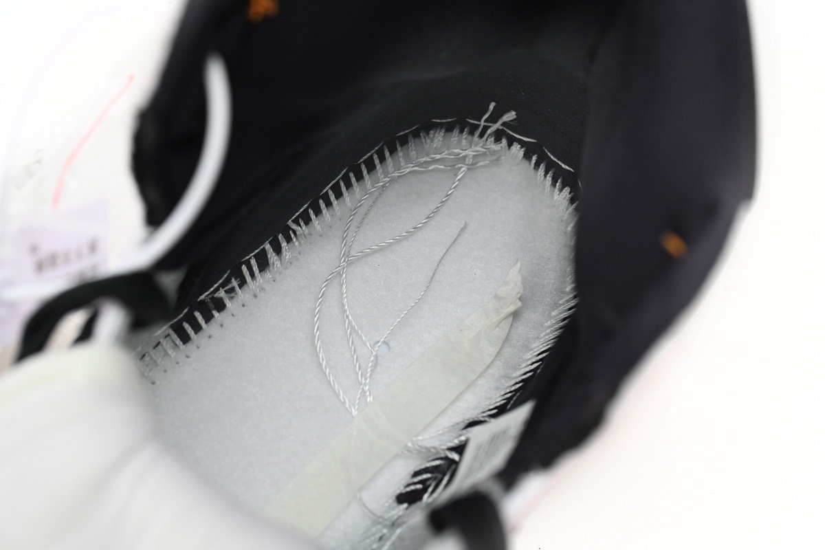 Air  Jordan 1 Retro High OG Skyline DX0054-805 - Image 4