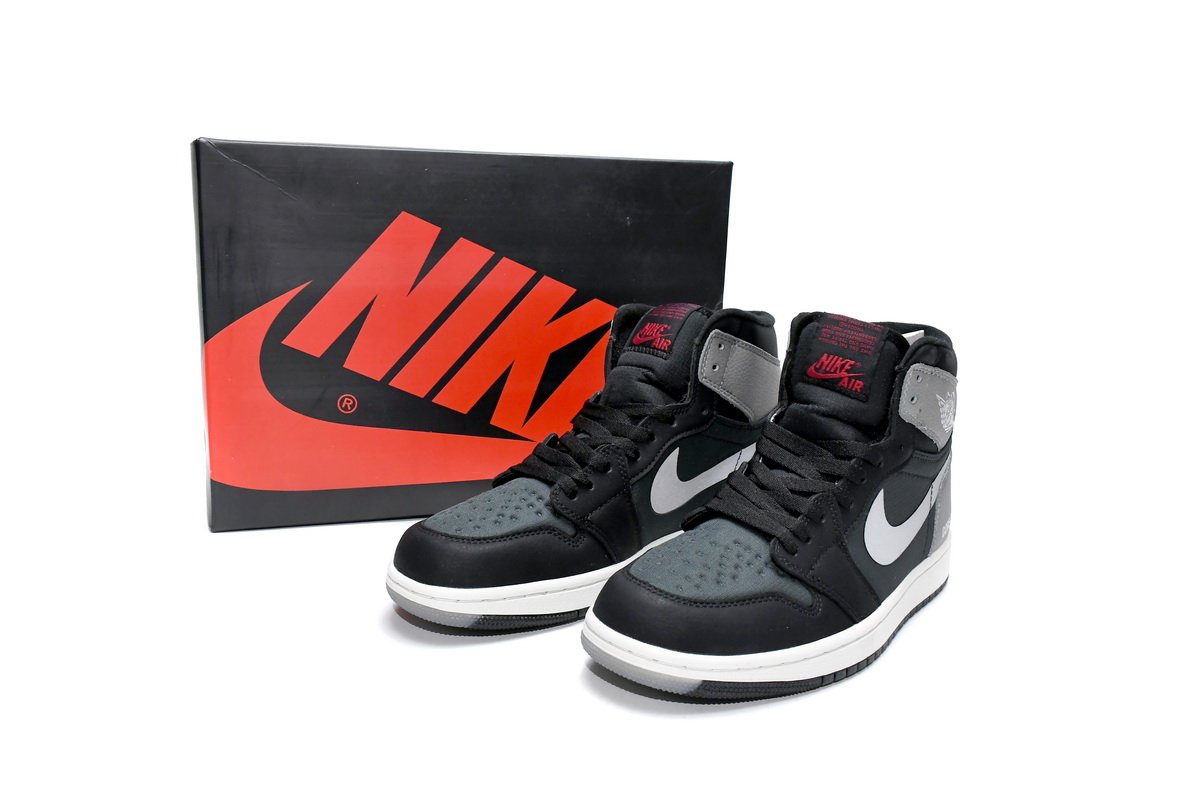 Air Jordan 1 Gray Hook DB2889-001 - Image 2