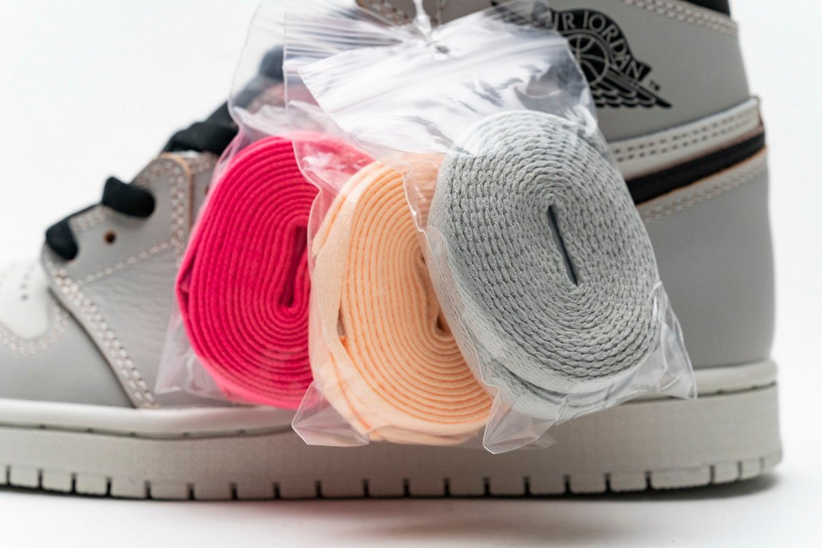 Air Jordan 1 Retro High OG Defiant SB NYC to Paris CD6578-006 - Image 11