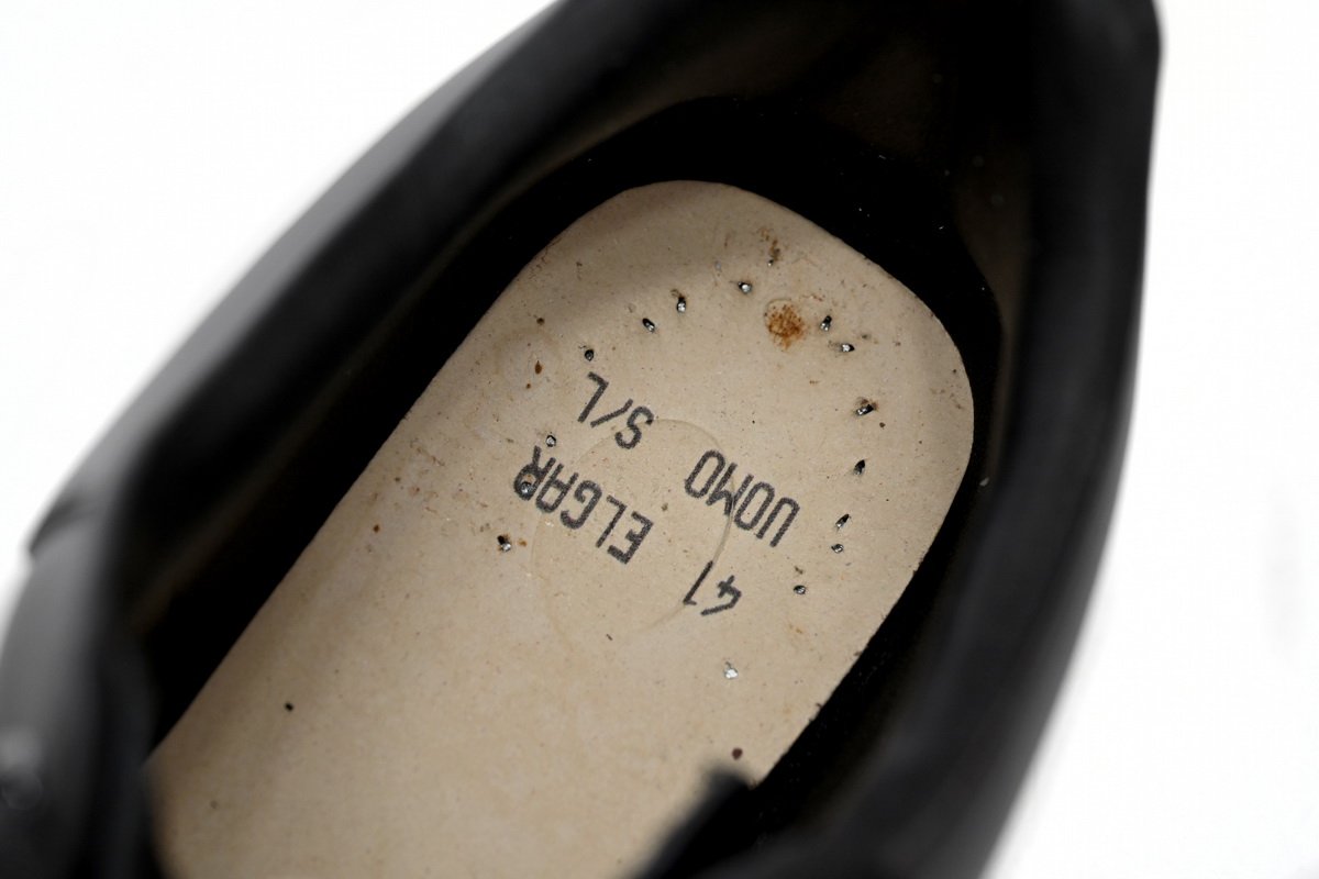 Alexander McQueen Sneaker Black - Image 5