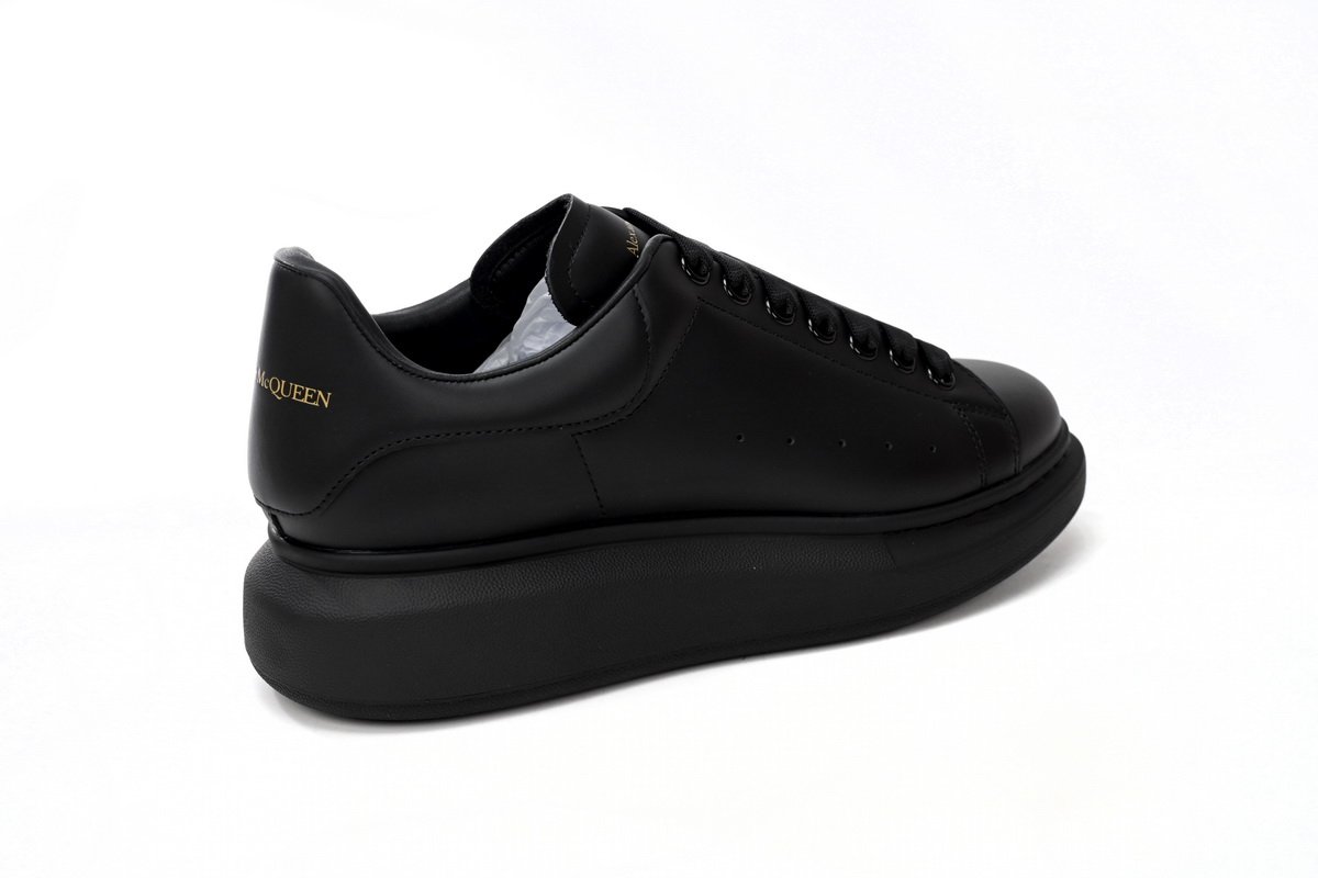 Alexander McQueen Sneaker Black - Image 9