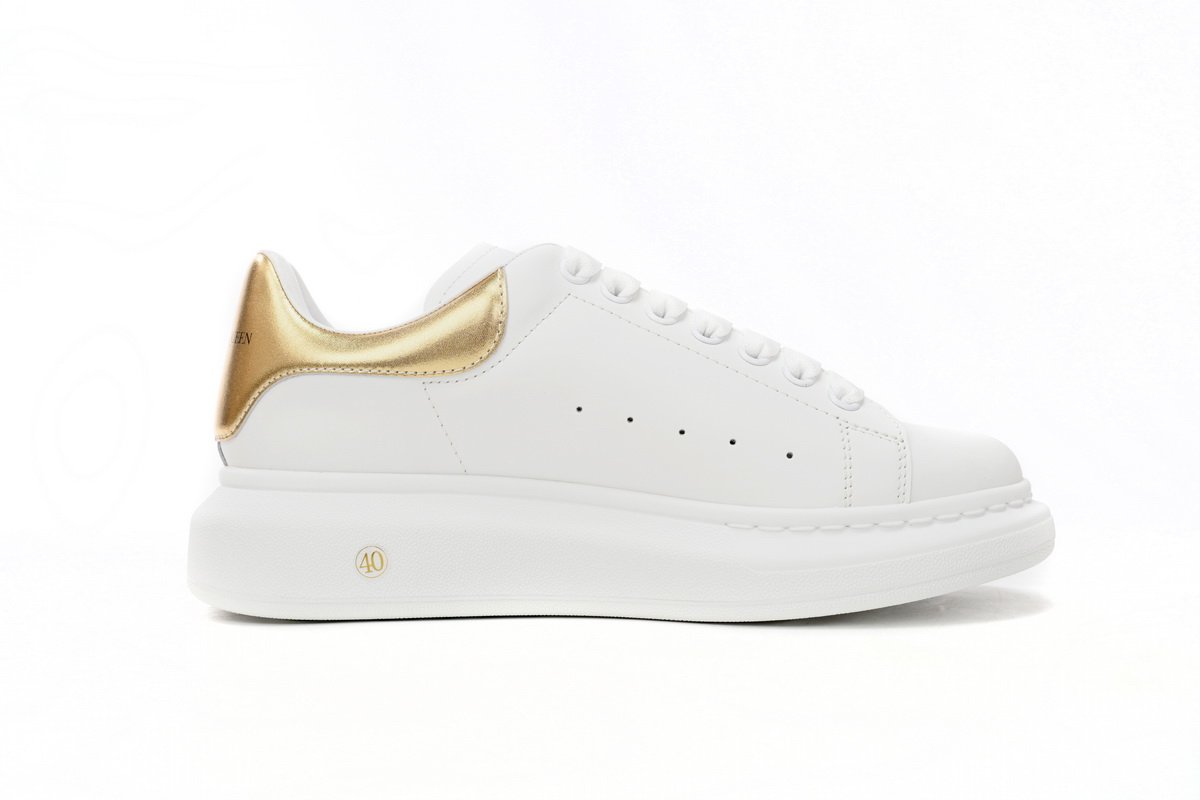 Alexander McQueen Sneaker Golden Tail - Image 3