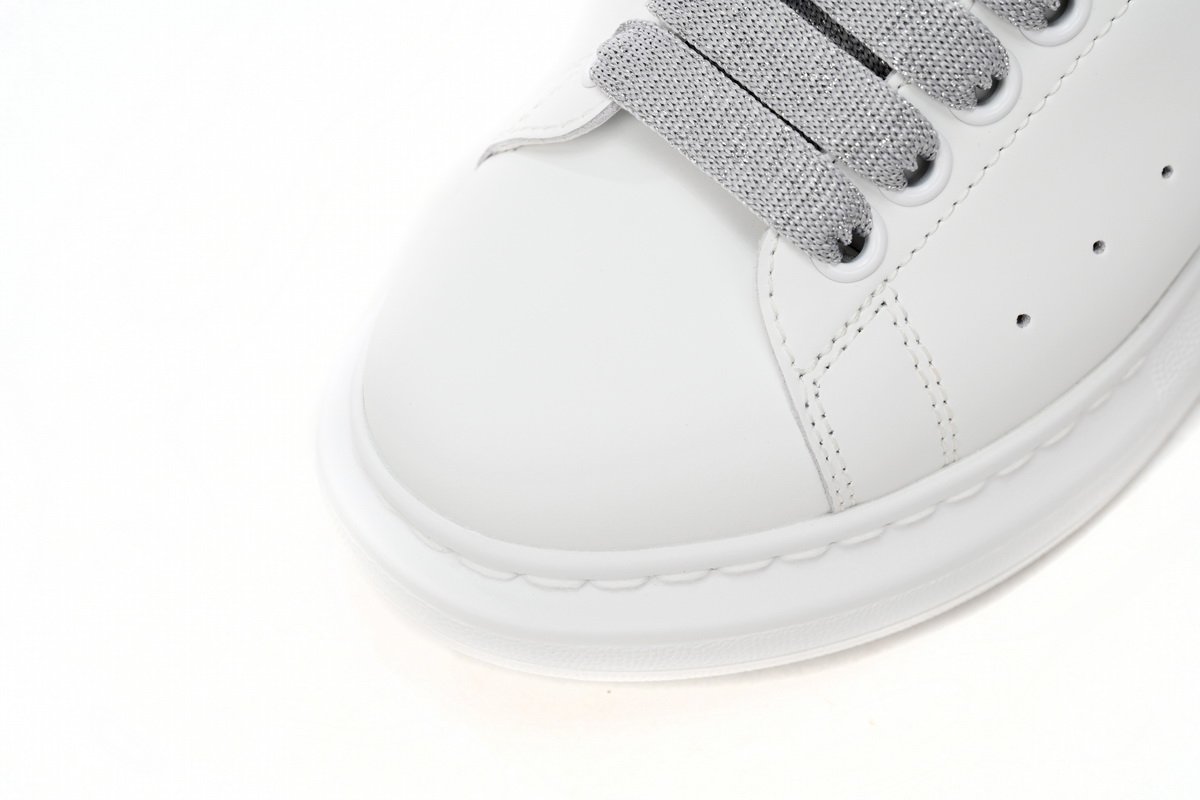 Alexander McQueen Sneaker Loose Drilling - Image 9