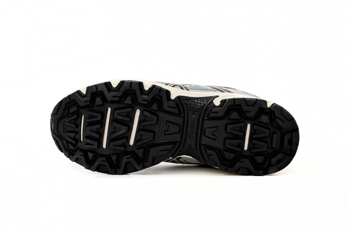 ASICS Gel-venture Coffee 1011B550-100 - Image 5