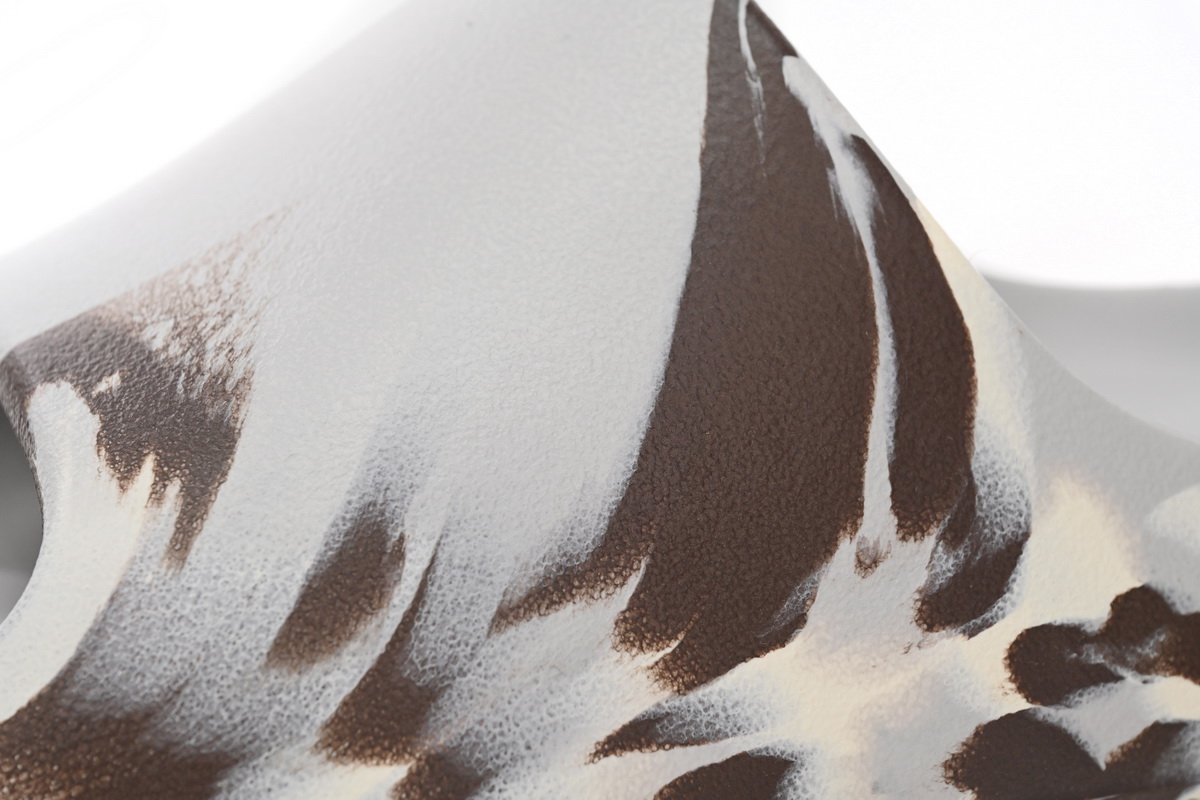 Yeezy Slide Enflame Oil Painting White Grey GZ5553 - Image 5