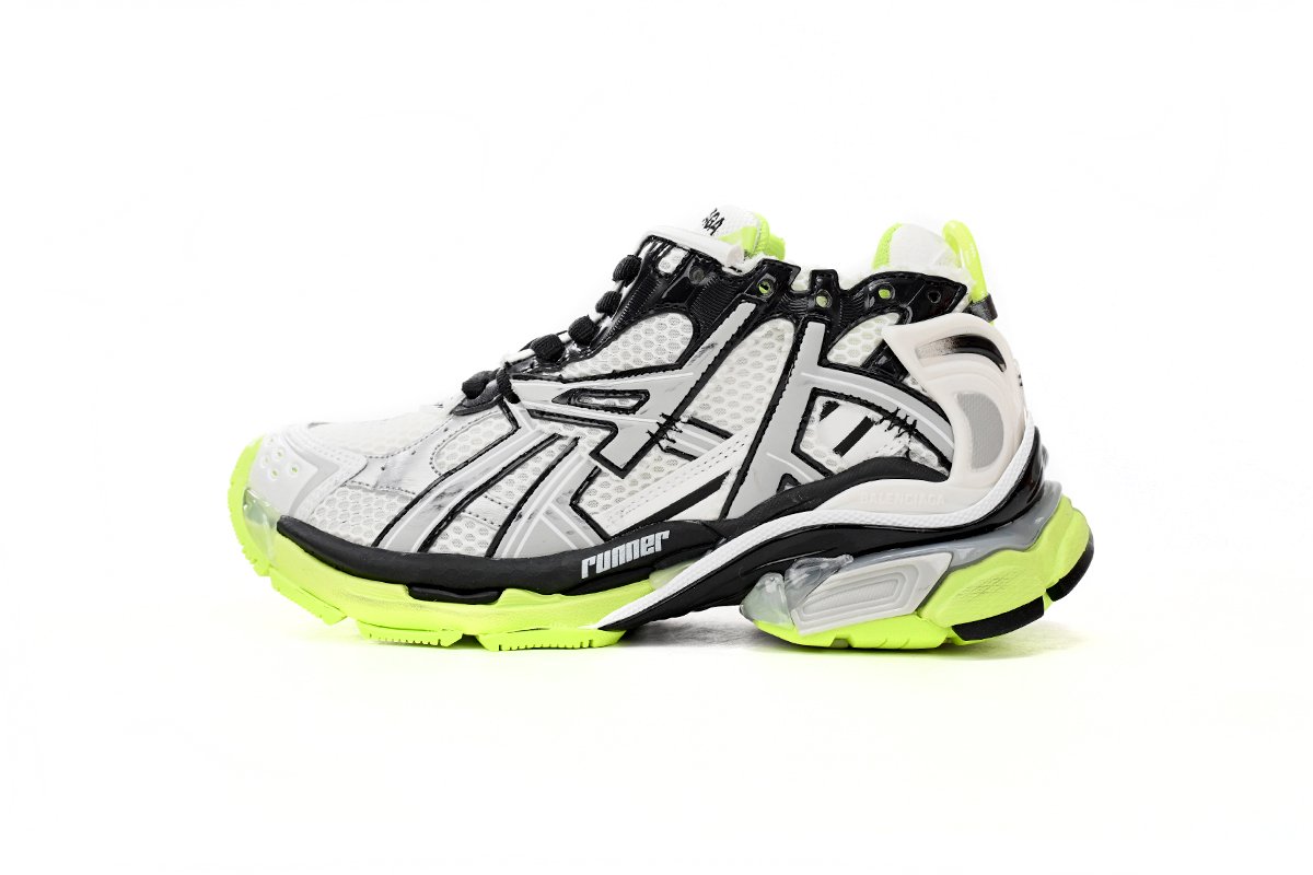 Balenciaga Runner Black white, and Yellow 677402 W3RBP 1093