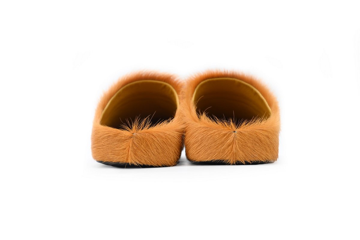 Marni Long-hair Calfskin Fussbett Sabot Yellowish Brown - Image 4