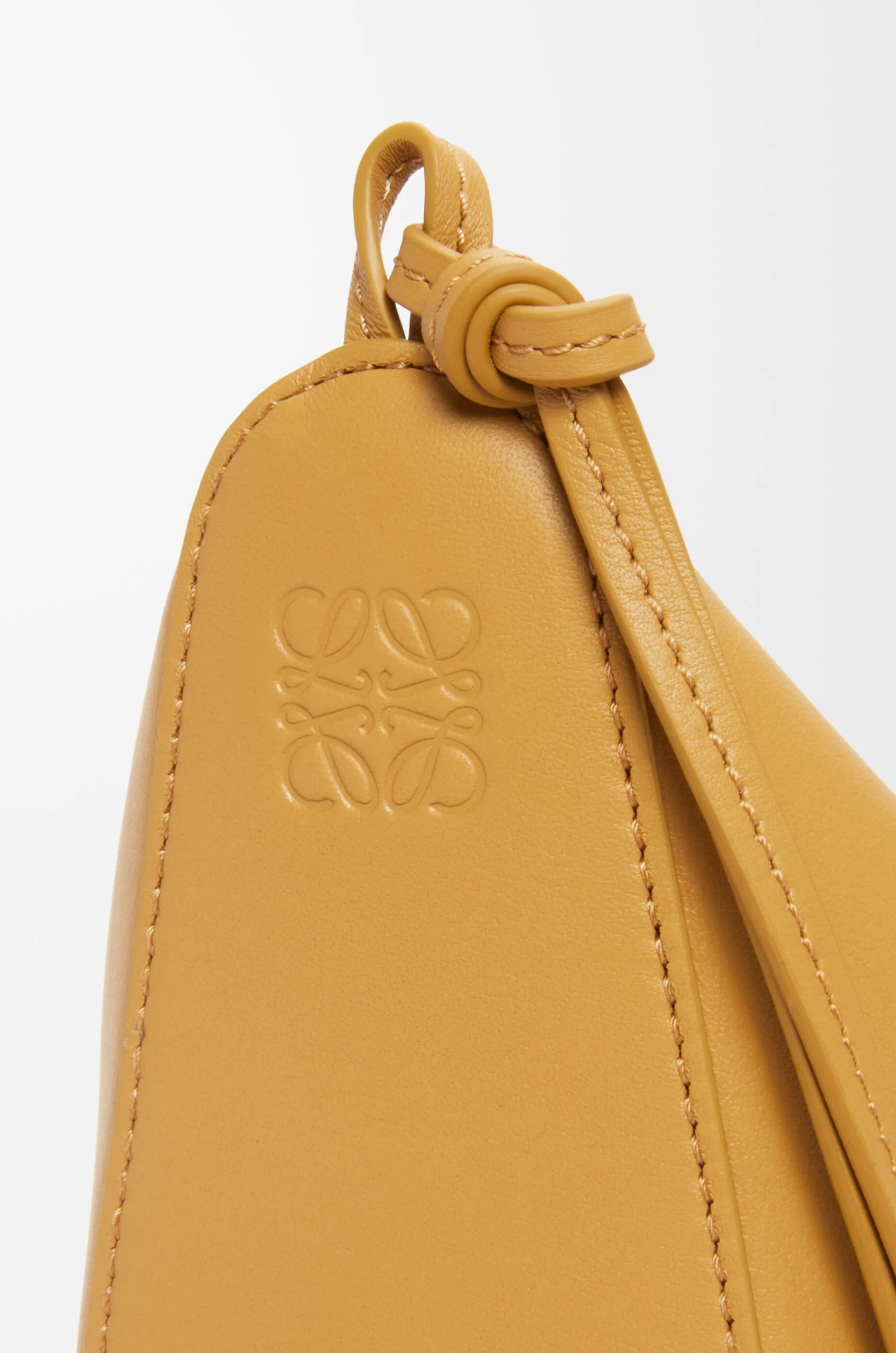 Mini Hammock hobo in classic calfskin - Image 3