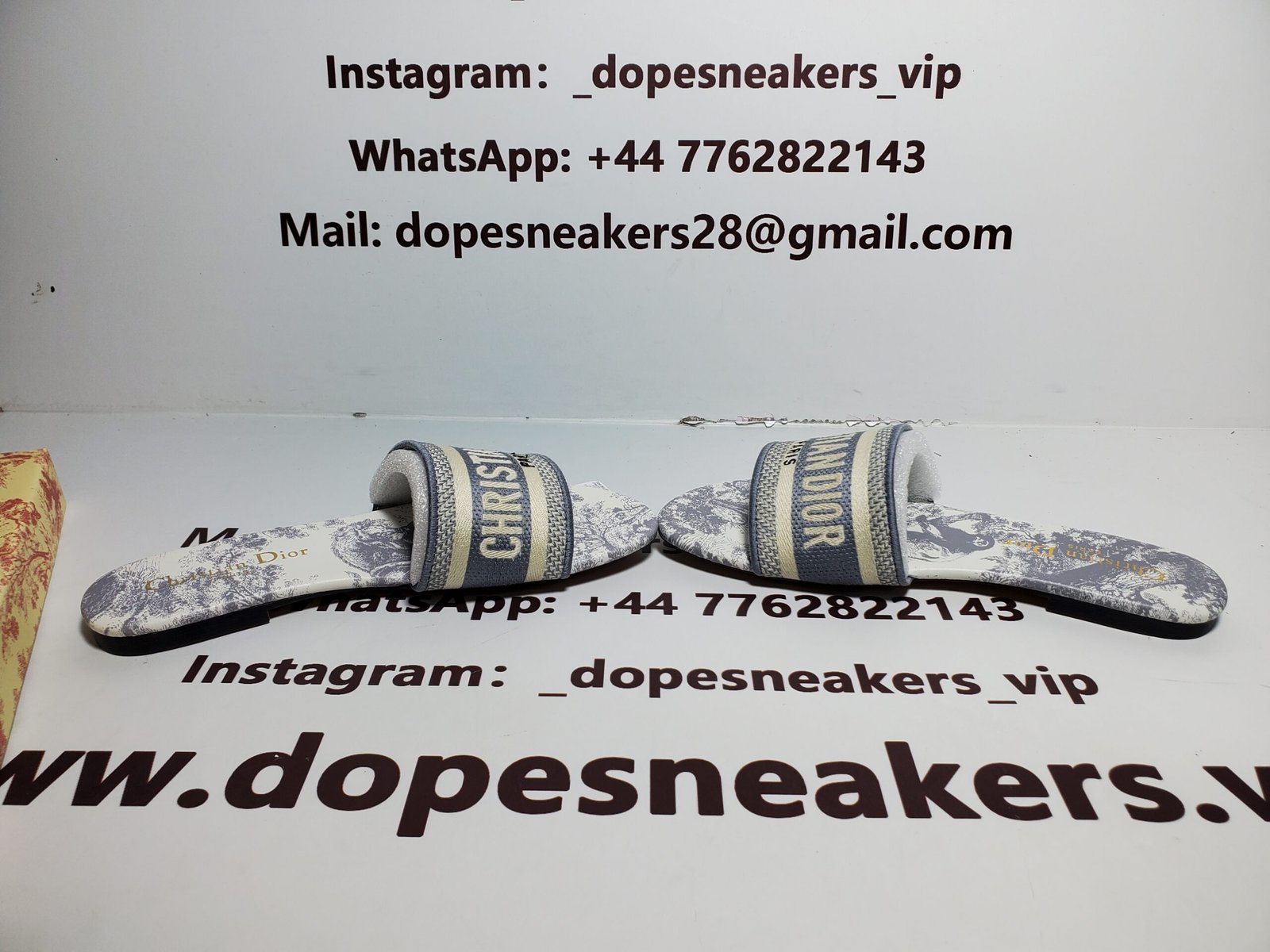 Dior Dway Slide Gray Toile de Jouy Embroidered Cotton KCQ209TJE_S21G - Image 3