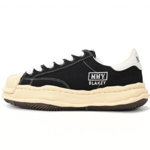 Mihara Yasuhiro Black And White Characters NO.784