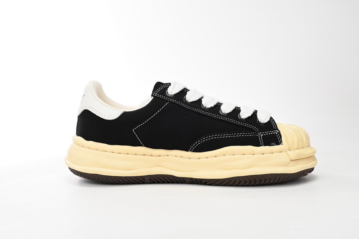 Mihara Yasuhiro Black And White Characters NO.784 - Image 6