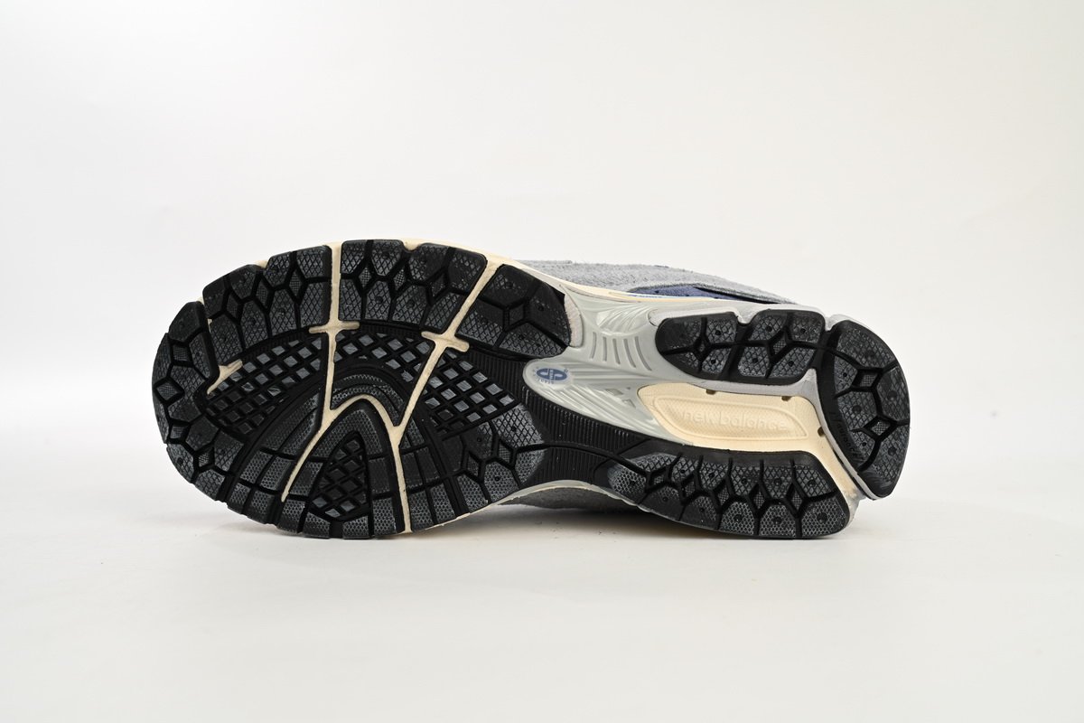 New Balance 2002R Protection Pack Light Arctic Grey Purple M2002RDI - Image 5