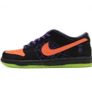 Nike SB Dunk Low “Night Of Mischief” BQ6817-006