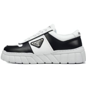 Prada Low-Top Sneakers Serrated Black And  White