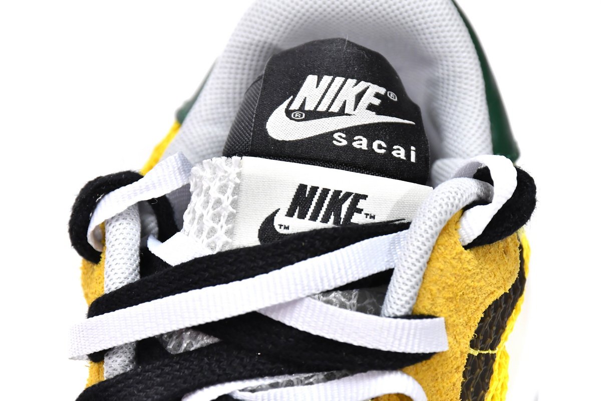 Sacai x Nike Pegasua Vaporfly Yellow Green CV1363-700 - Image 6
