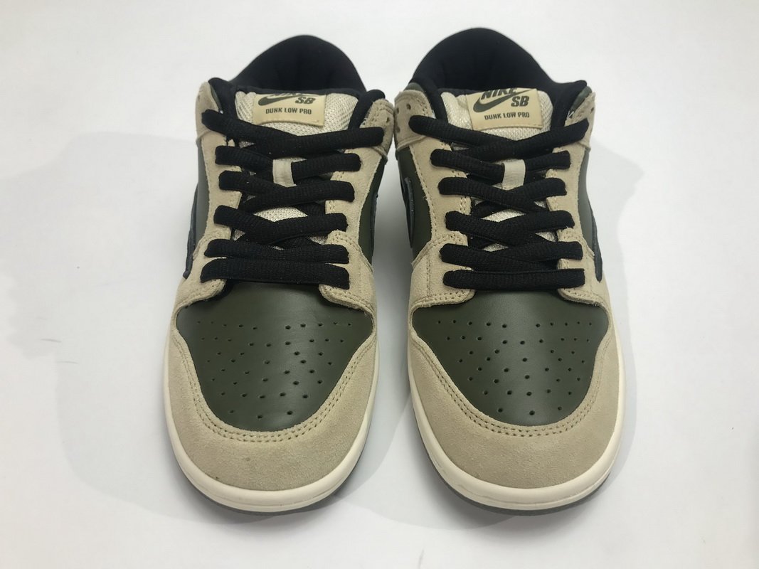 Travis Scott x PlayStation x Nike Dunk Low SP  CU1726-100 - Image 6