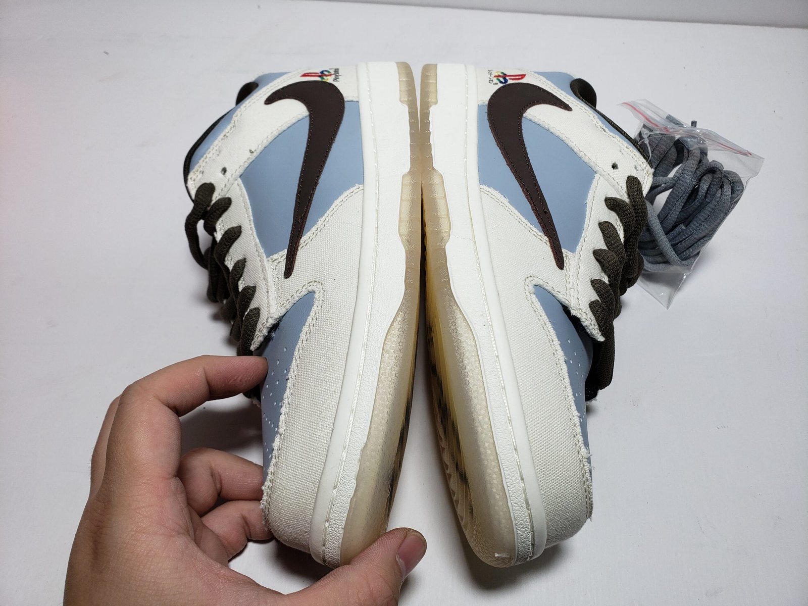 Travis Scott x PlayStation x Nike Dunk Low SP  CU1726-400 - Image 2