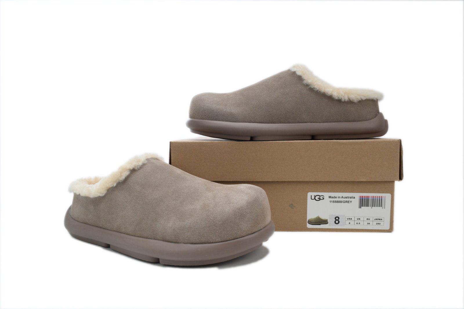 UGG Khaki 1155888 - Image 3