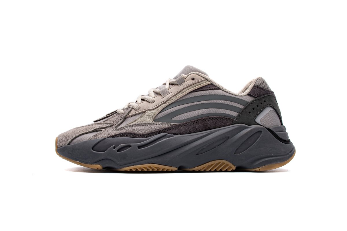 Yeezy Boost 700 V2 “Tephra” FU7914